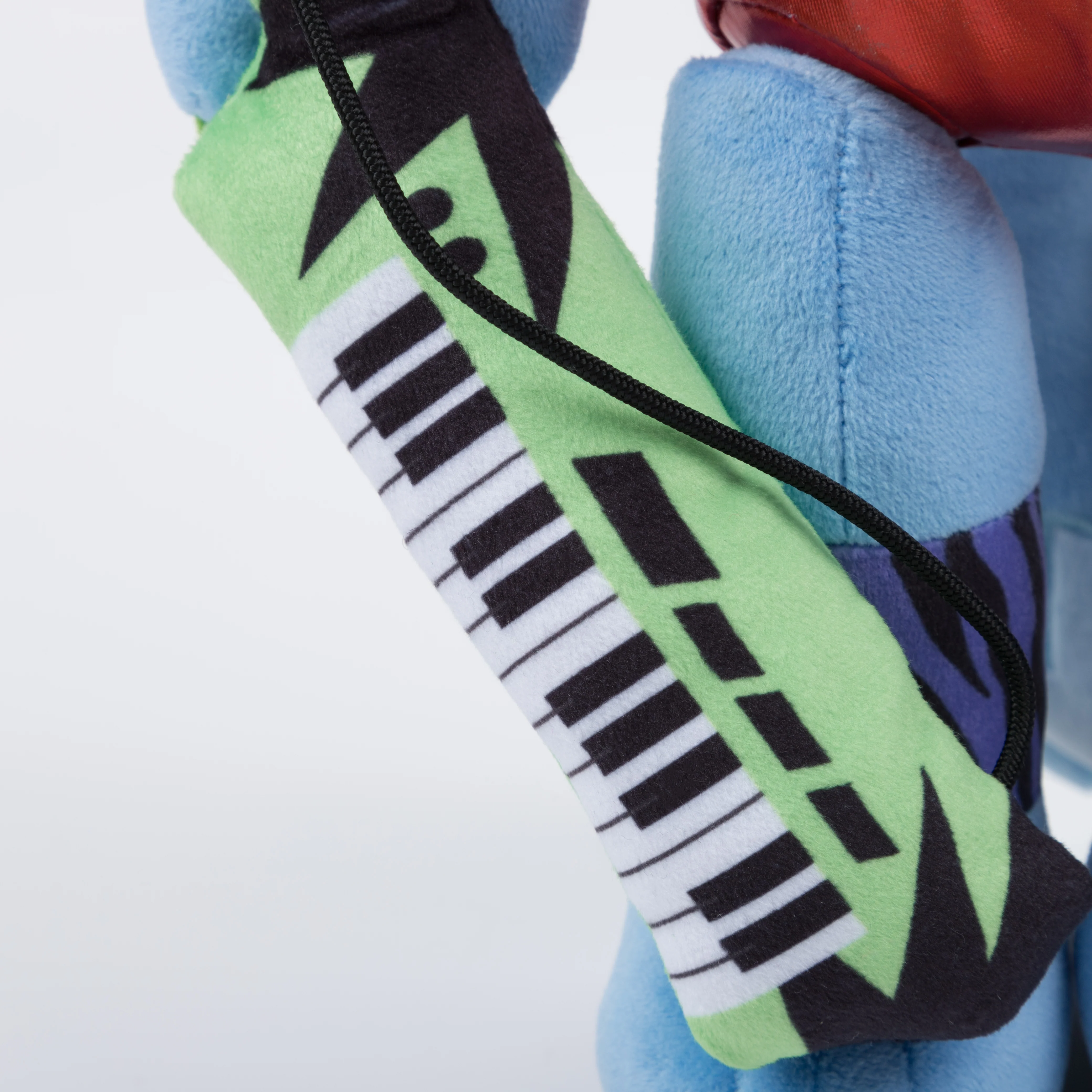 Roxanne Wolf Plush - Image 5